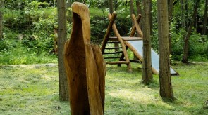 19. Vanagas. Ąžuolas. h 250.