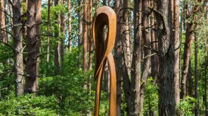 33. Lašas. Ąžuolas. h 250.